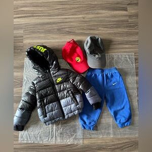 Nike Puffer Jacket, Fleece Pants & Adjustable Cap Kids 2T